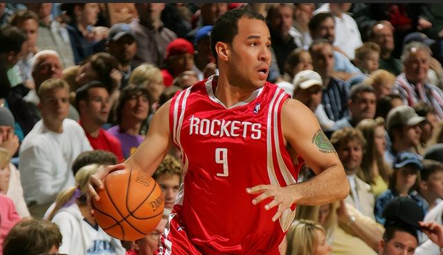 本赛季他得 本赛季他得