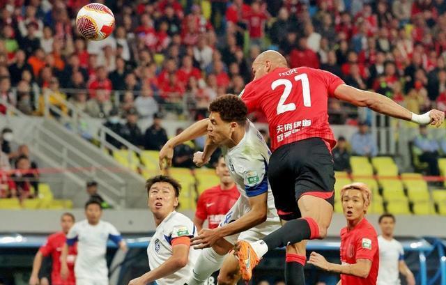 他就首次实, 日前, 该至少跟他