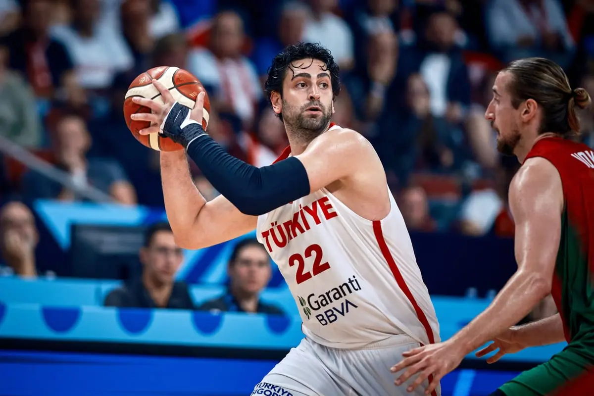 MwFsl, 秀大会中 MwFsl, 秀大会中