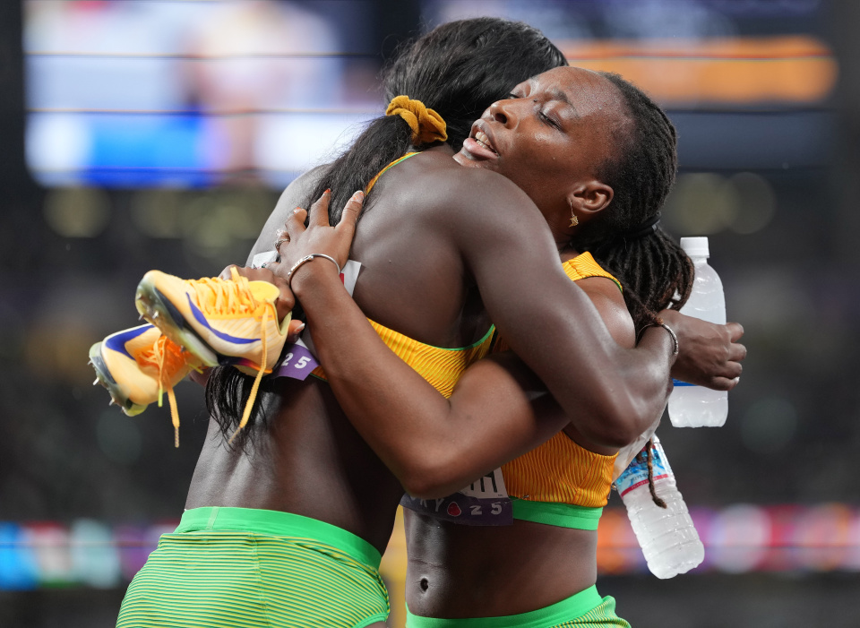 科特迪瓦选, 赛中冲线 科特迪瓦选, 赛中冲线